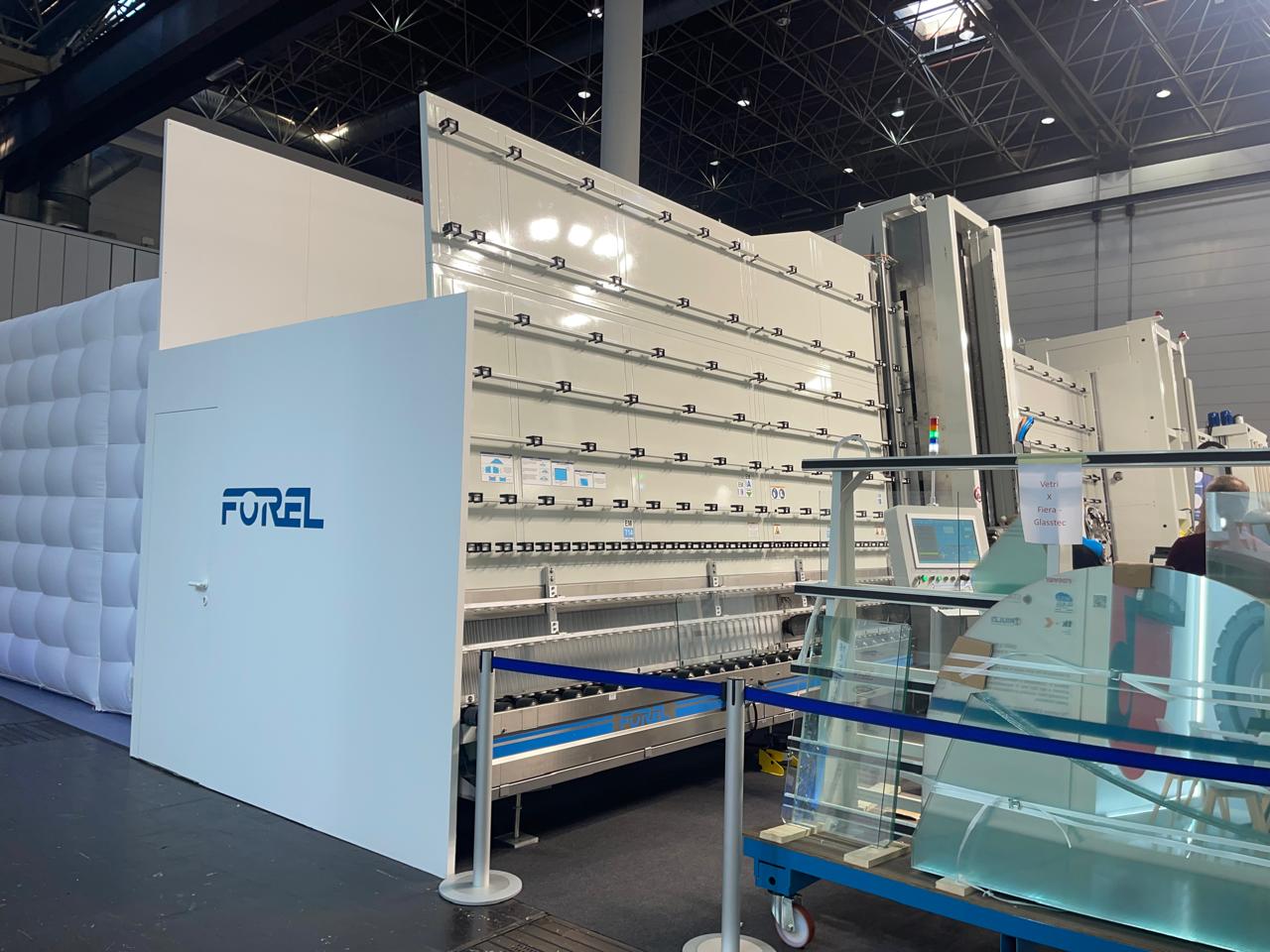 Forel's Safe Join: Revolutionizing Road Safety with Innovative Mirror Technology