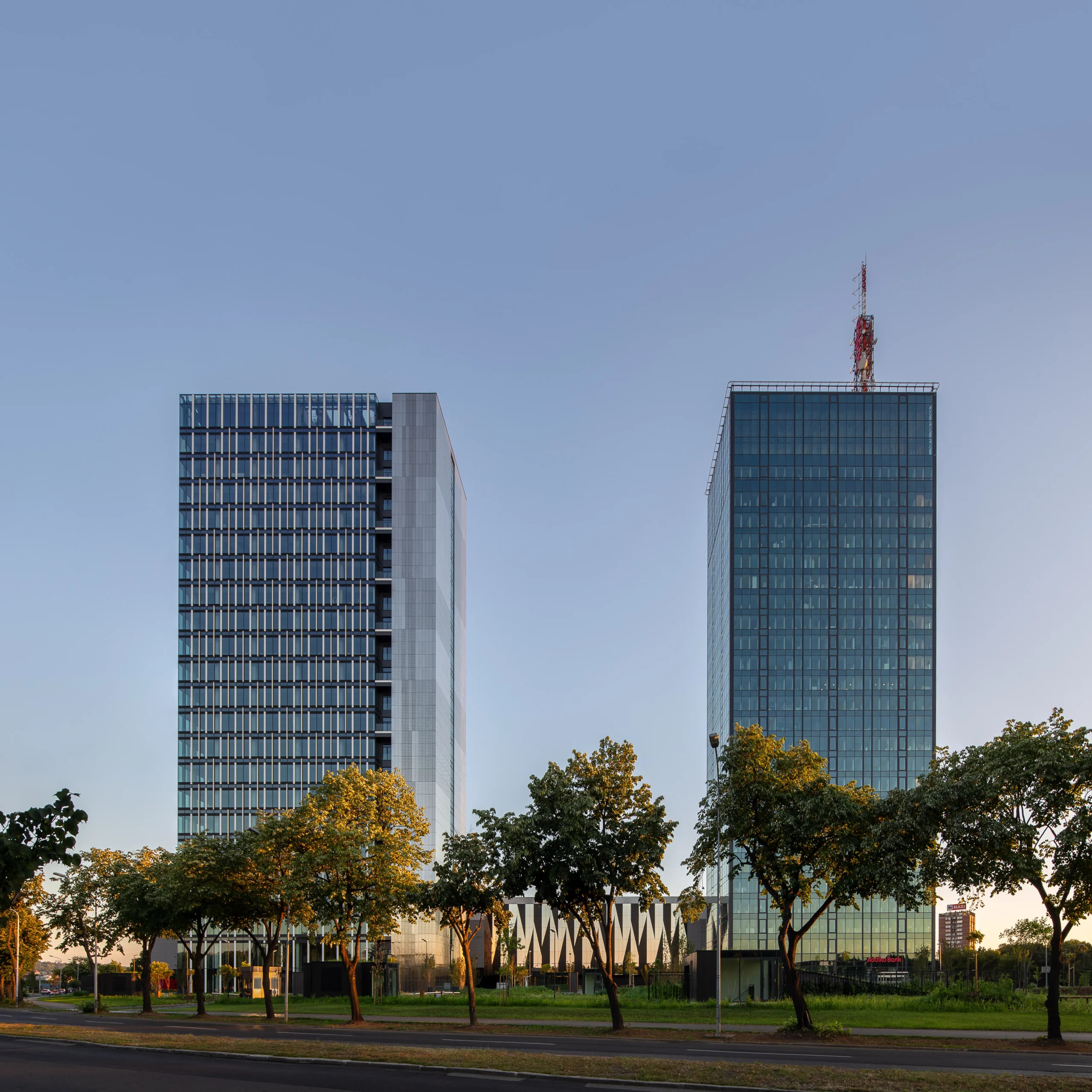 Ušće Tower 2: Serbia’s glass and aluminum marvel